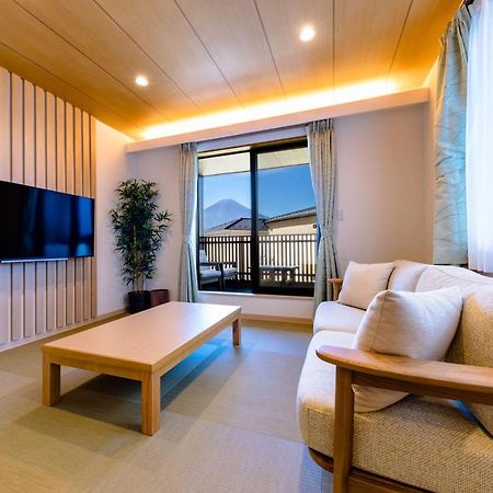 03 Resort Club -雅miyabi- Фудзі-Каваґутіко Екстер'єр фото